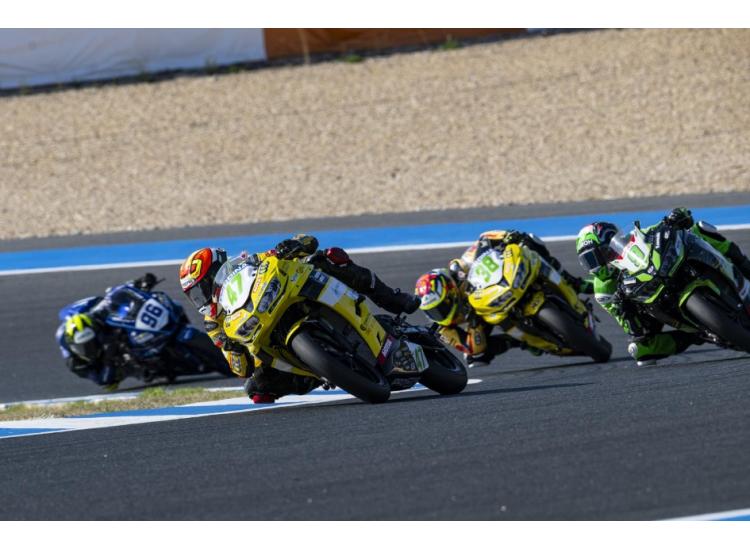 Kawasaki remporte le titre final des constructeurs WorldSSP300