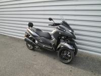 YAMAHA TRICITY 300