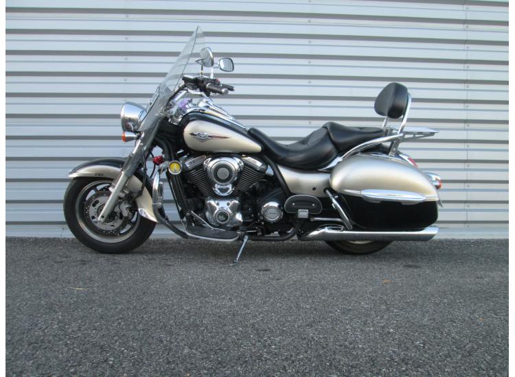 KAWASAKI VN 1700 TOURER