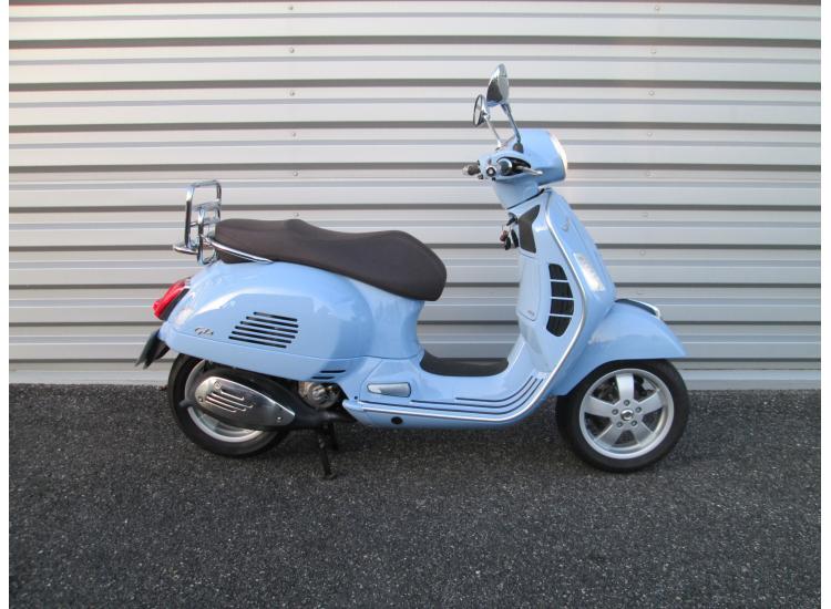 VESPA GTS 300 SUPER