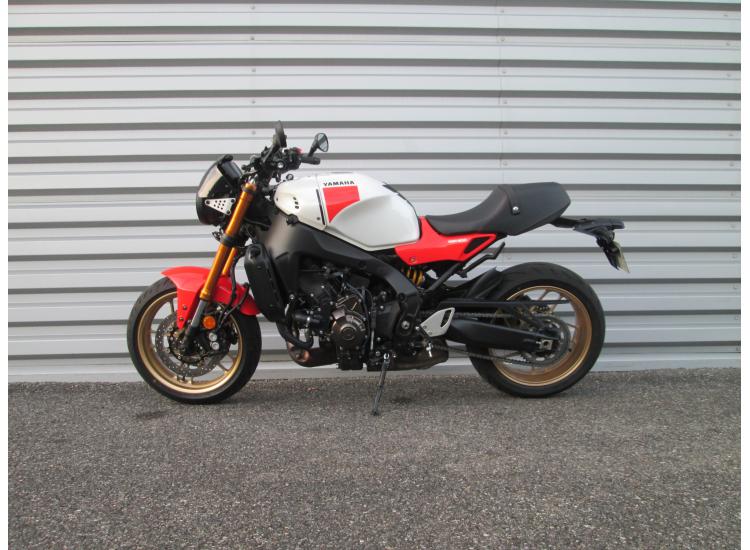 YAMAHA XSR 900 ABS