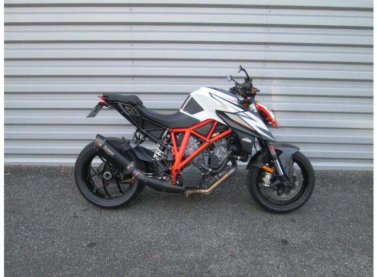 KTM 1290 SUPER DUKE R