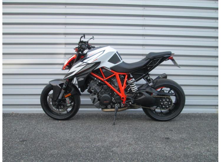 KTM 1290 SUPER DUKE R