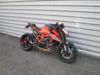 KTM 1290 SUPER DUKE R