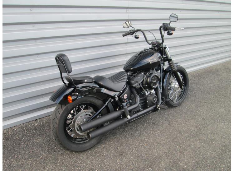 HARLEY-DAVIDSON SOFTAIL STREET BOB 1745 - 107 CI