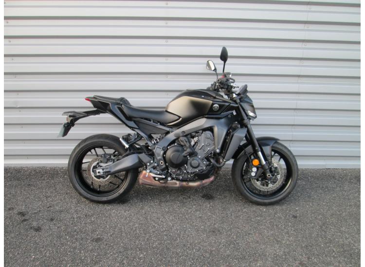 YAMAHA MT-09  Y-AMT