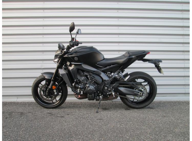 YAMAHA MT-09  Y-AMT