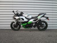 KAWASAKI Ninja 7 Hybrid