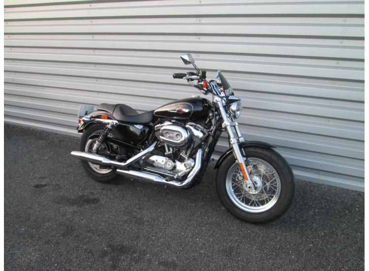 HARLEY-DAVIDSON SPORTSTER 1200